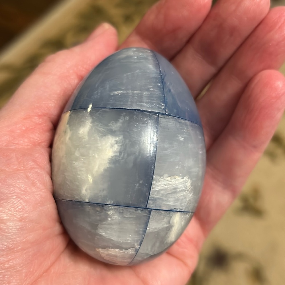 Egg shaped marble rock